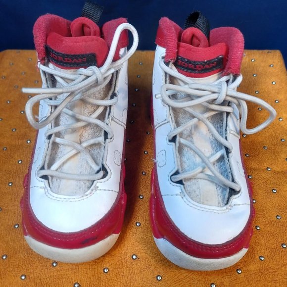 Nike Air Jordan 9 IX Retro White Gym Red Child Jordan 401812-160 Size 7C - Picture 1 of 6